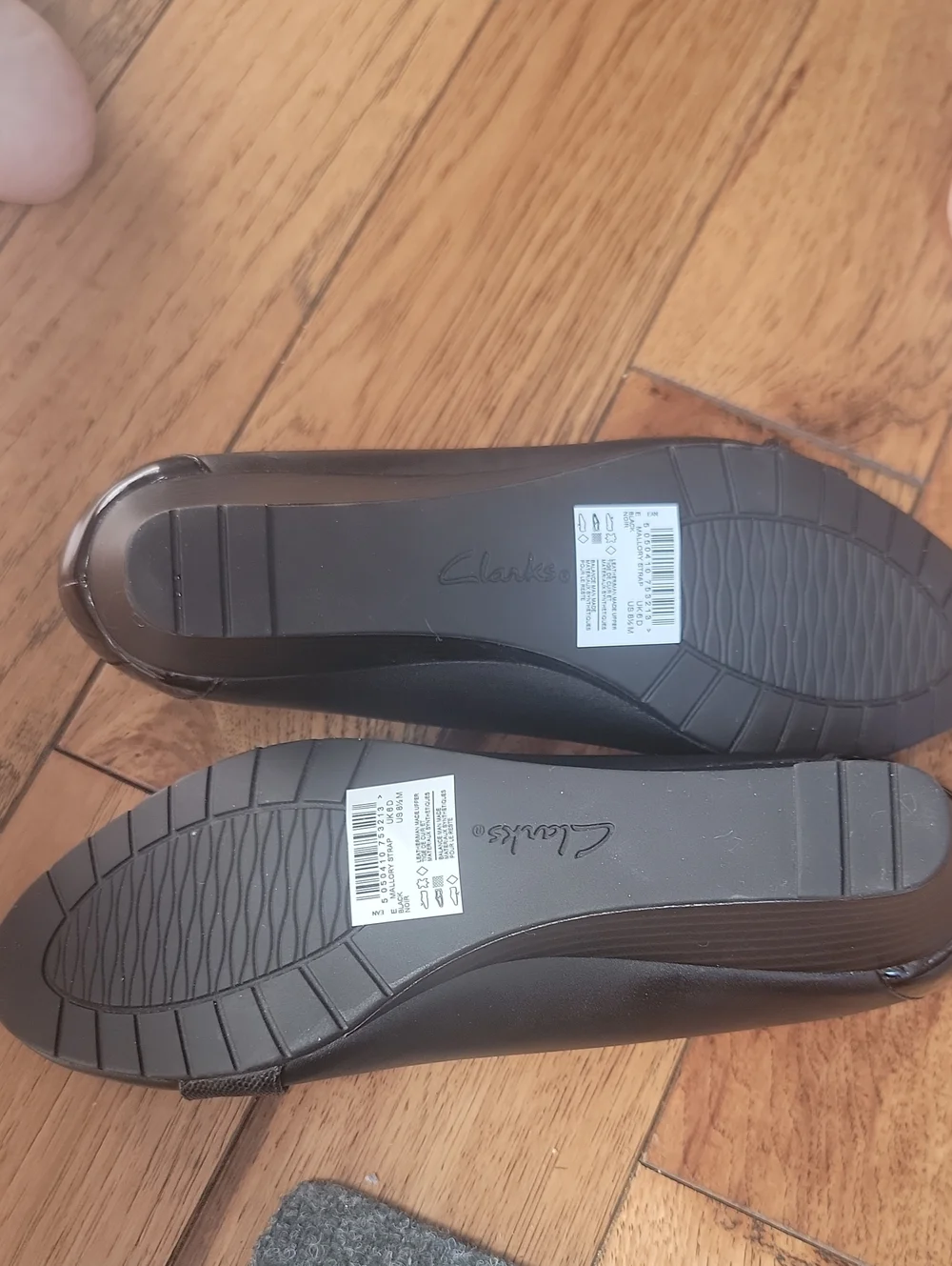 Clarks Collection Black Leather Ballet Flats